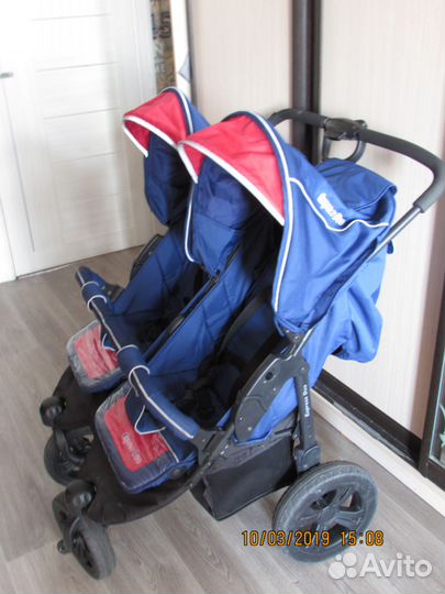 Коляска для двойни