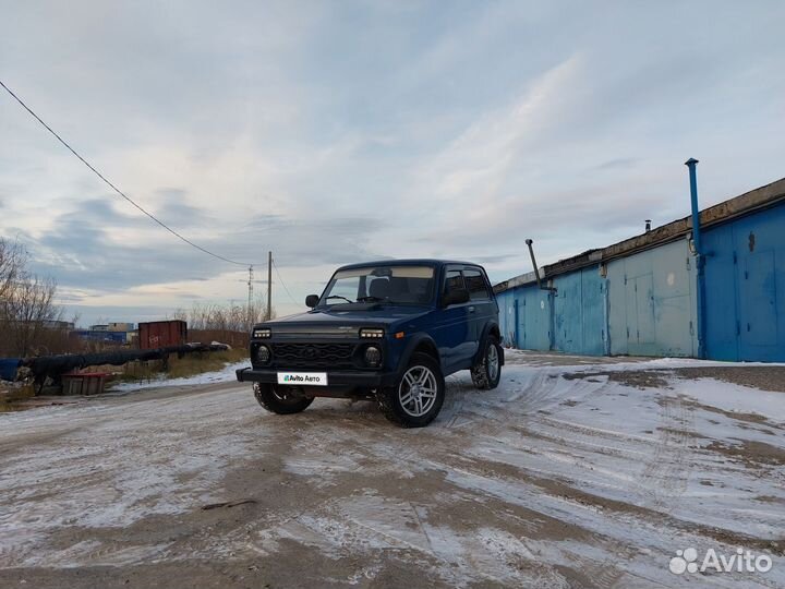 LADA 4x4 (Нива) 1.7 МТ, 2011, 102 500 км