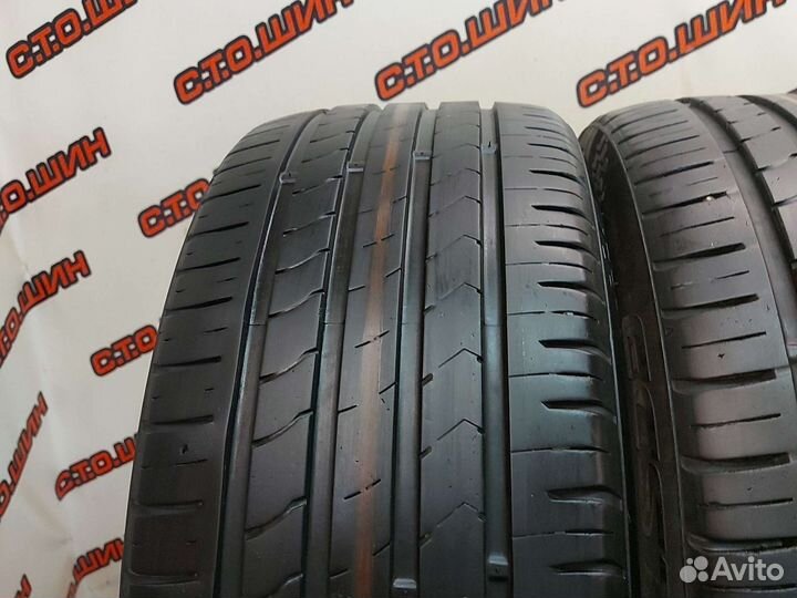 Kumho Ecsta HS51 215/45 R16 90V