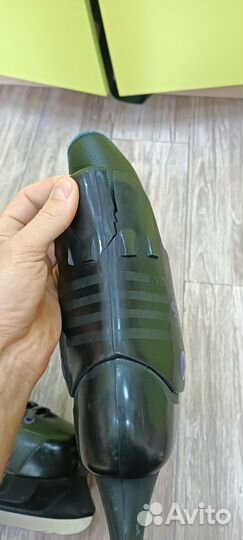 Коньки munari, salvo