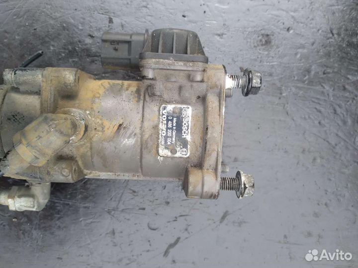 Кран главный тормозной Volvo FH12