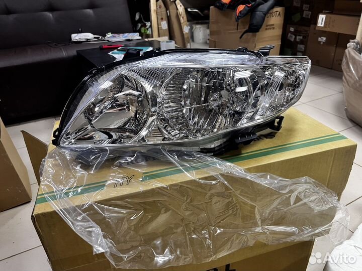 Фара toyota corolla 150