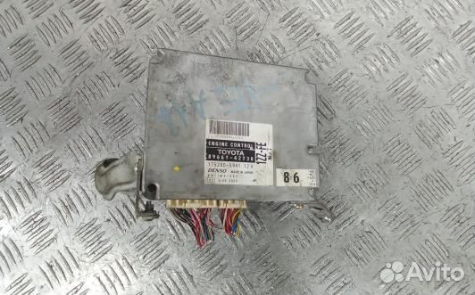 Блок управления двигателем toyota RAV 4 ZCA2 (HEA1