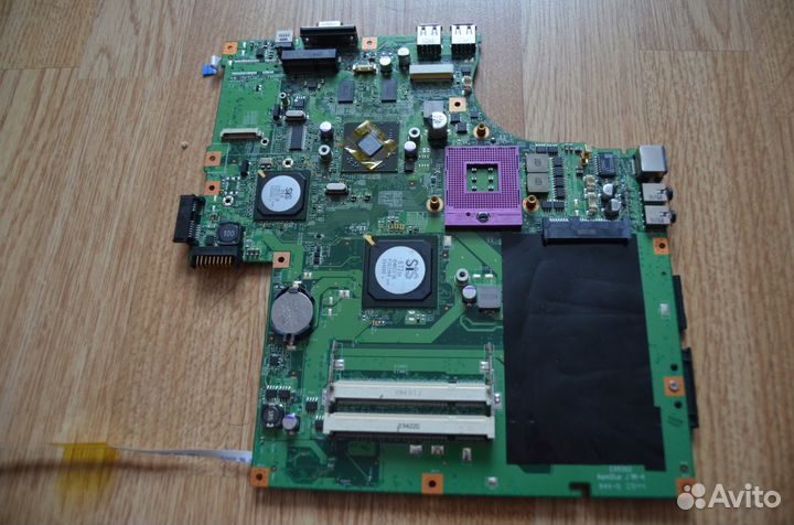 Материнская плата от ноутбука MSI CX-500