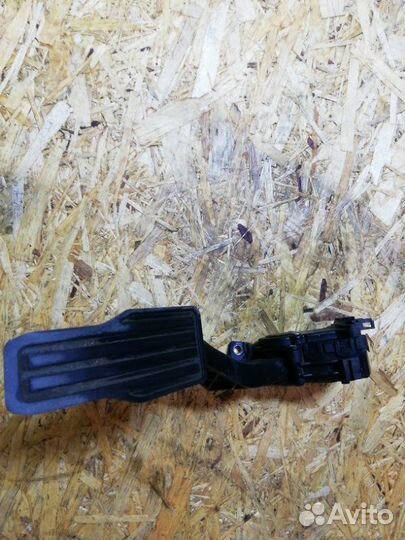 Педаль газа Geely Emgrand хэтчбэк JL4G15E 1.5L