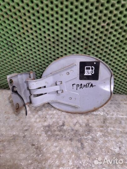 Лючок бензобака LADA Kalina