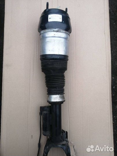 Пневмостойка передняя правая Mercedes-Benz GLE