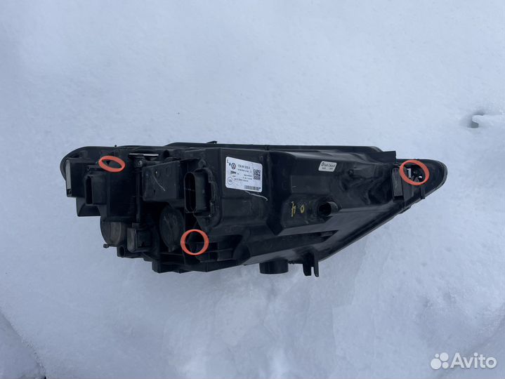 Фара volkswagen jetta 7