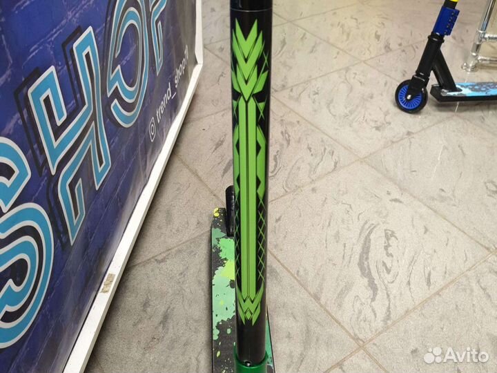 Самокат новый трюковой