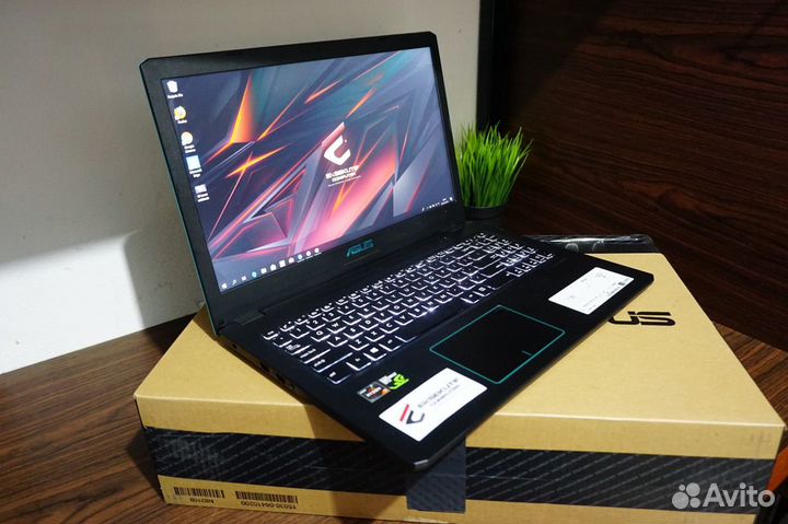 Asus 15.6 Ryzen5-2500U 4яд 8пот 8Gb GTX1050 SSD120