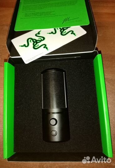 Микрофон Razer Seiren X для стриминга и игр