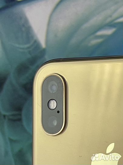 iPhone Xs, 64 ГБ