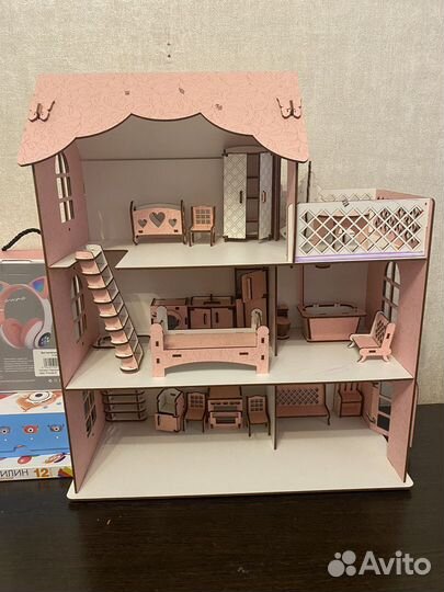 Домик кукольный