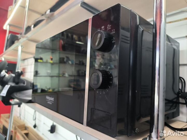 Микроволновая печь Hotpoint-Ariston mwhr-3101B