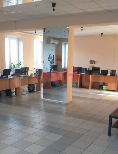 6 офисных кабинетов с парковкой 220 кв.м