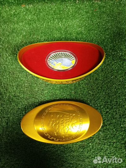 Серебрянная монета Ниуэ 2 доллара 2012 Дракон