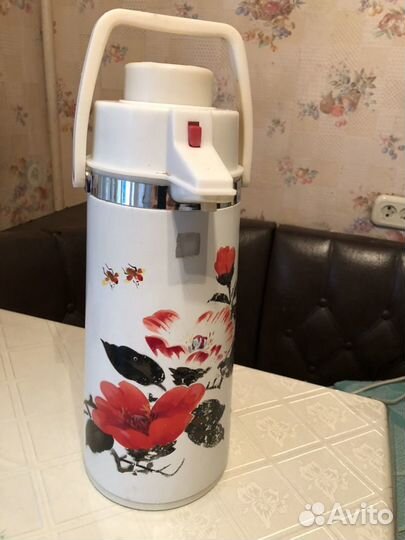Термос с помпой