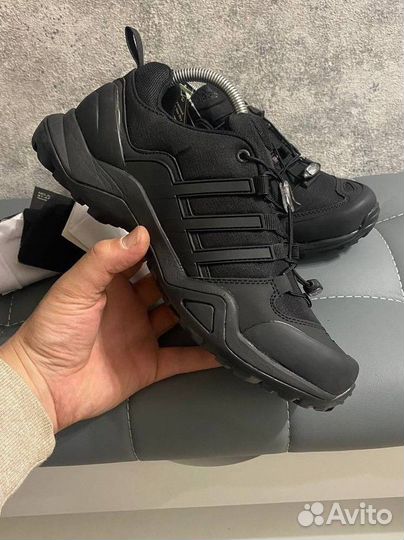 Кроссовки adidas terrex swift