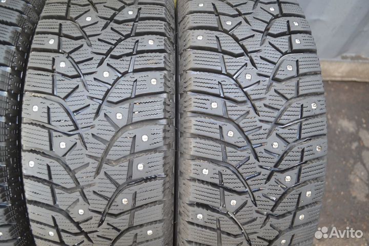 Bridgestone Blizzak Spike-02 195/65 R15 91T