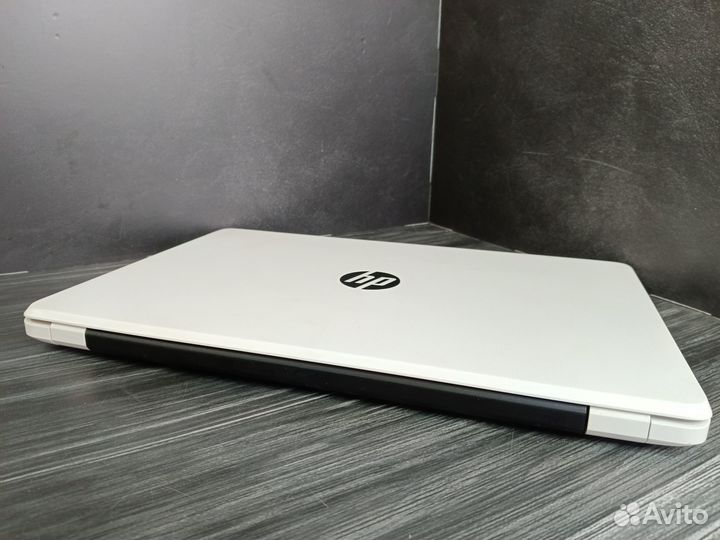 Игровой ноутбук HP 4ядра/2видеокарты/4Gb/500GB