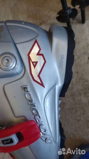 Горнолыжные ботинки детские