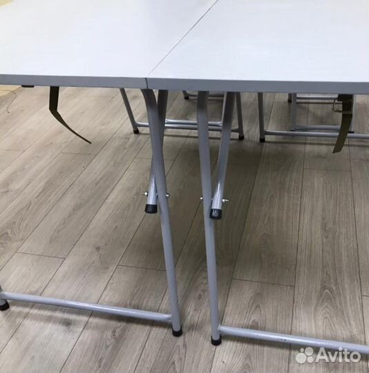 Полевая мебель Стол и два стула +