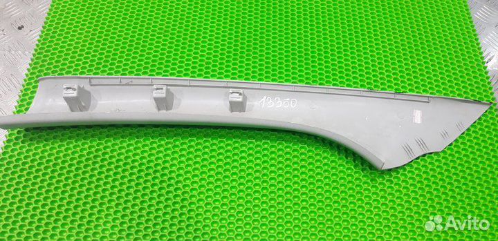 Обшивка передней правой стойки Volkswagen Polo RUS