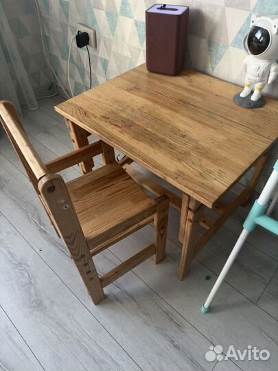 Столик со стульчиком