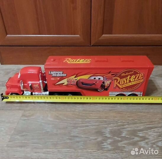 Большой грузовикMcQueen игрушка