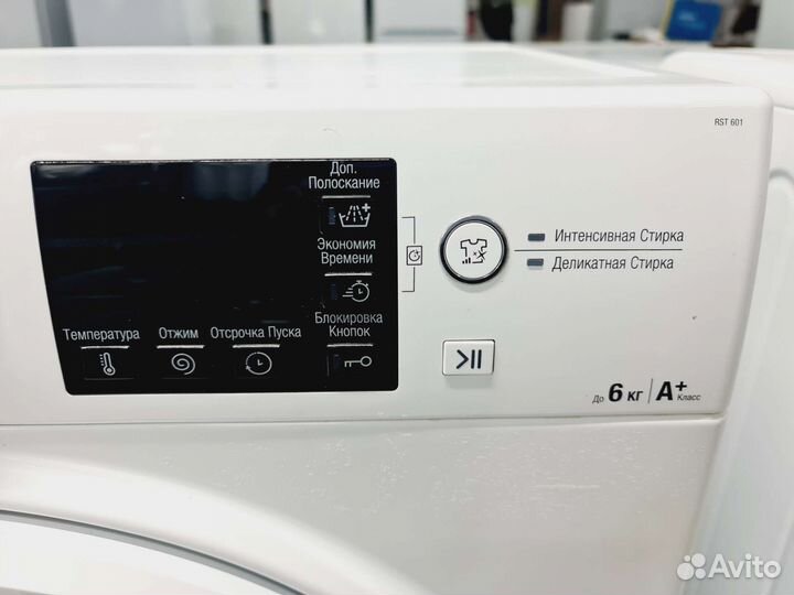 Стиральная машина Hotpoint Ariston RST 601W