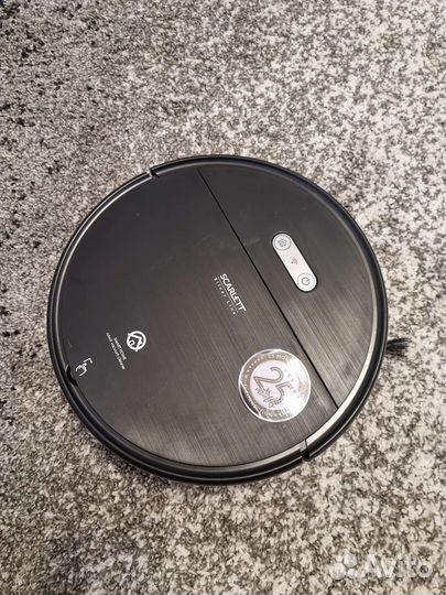 Робот пылесос scarlett