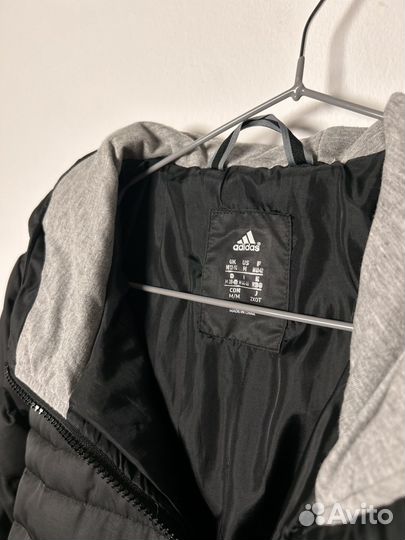 Куртка женская Adidas осень зима 44 размер