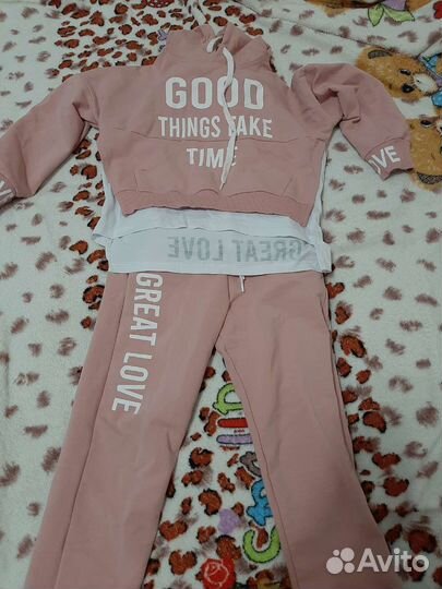 Спортивный костюм для девочки