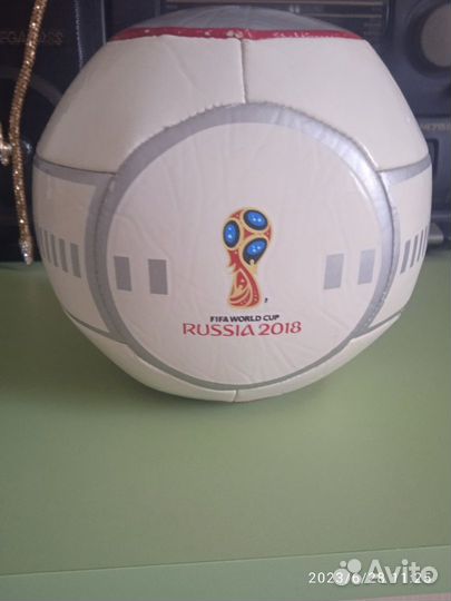 Футбольный мяч(сувенирный) Б\У 12см чемпионат мира