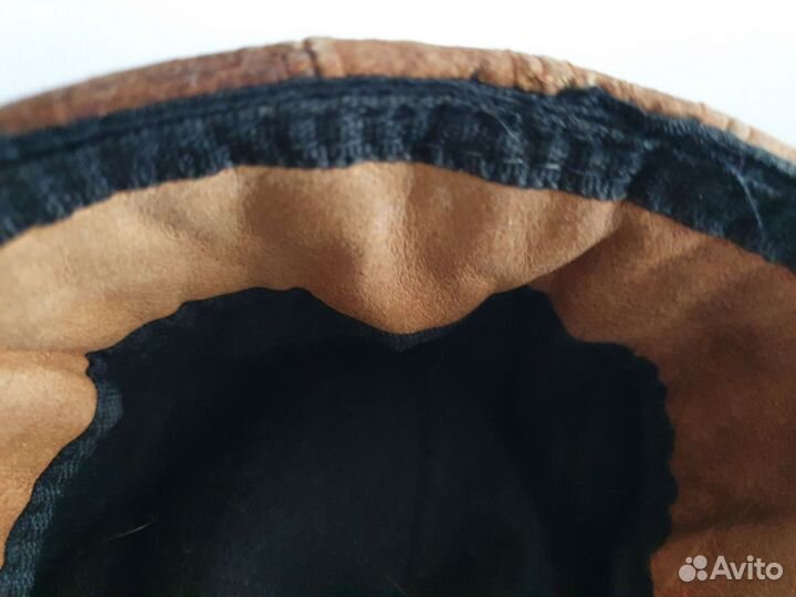 Кепка из натуральной мягкой кожи