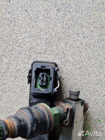 Рампа топливная BMW e39