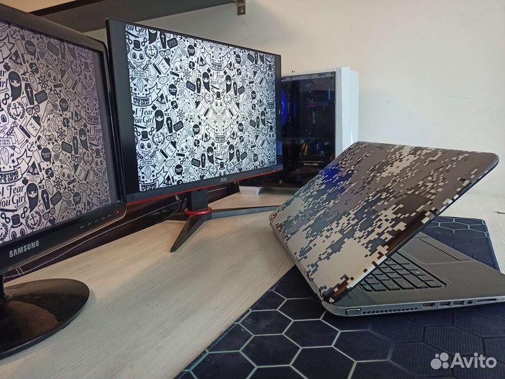 HP pavilion 17 e013sr