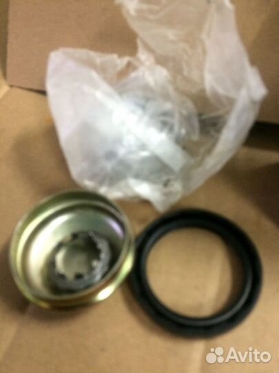 Продам Подшипник задней ступицы комплект 30850008