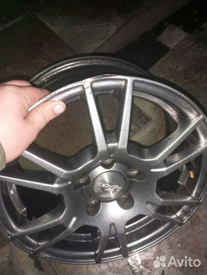 Продам литые диски