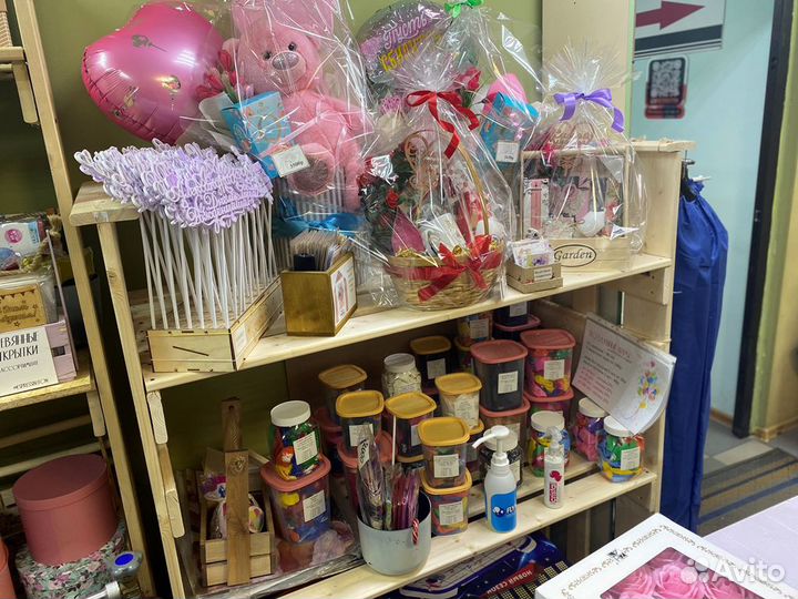 Готовый бизнес цветочный магазин и кофе с собой