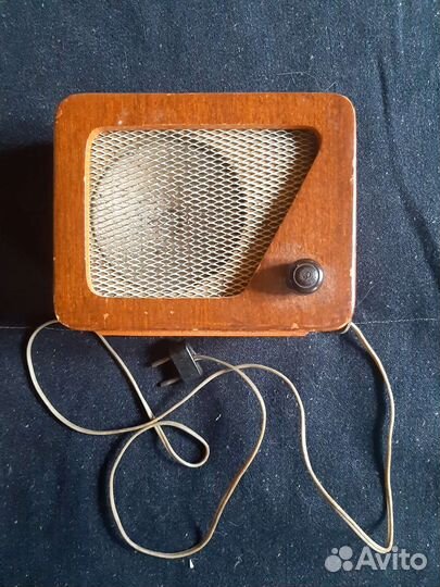 Радиоприемник в стиле ретро