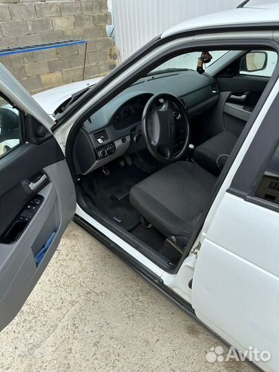 LADA Priora 1.6 МТ, 2011, 198 020 км
