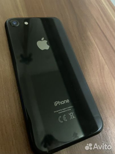 iPhone 8, 64 ГБ