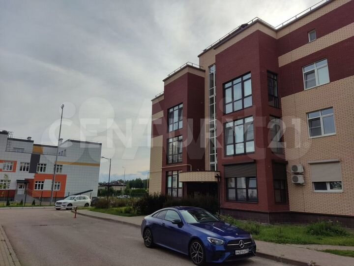 3-к. квартира, 97 м², 3/3 эт.