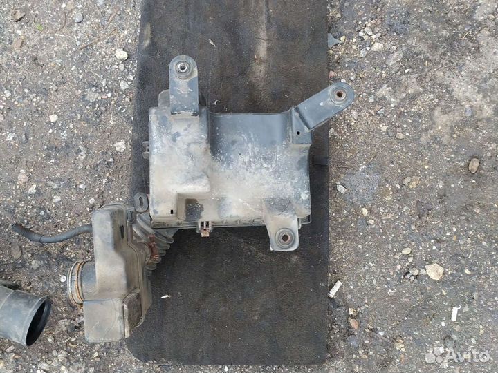 Корпус воздушного фильтра hyundai accent 2004 года