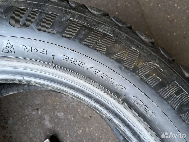 Goodyear UltraGrip Ice Arctic SUV 225/65 R17