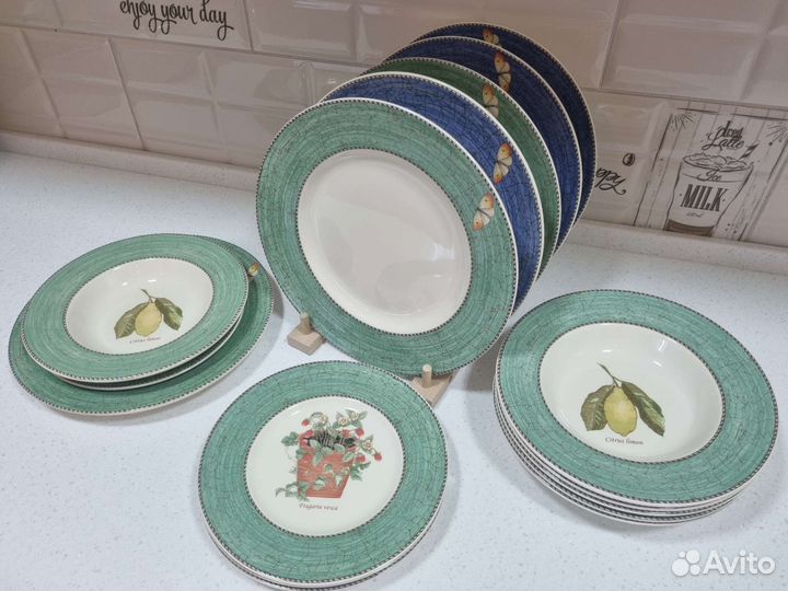 Тарелки Wedgwood Sarah's Garden