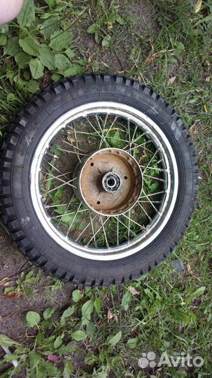 Колеса на мотоцикл восход сова