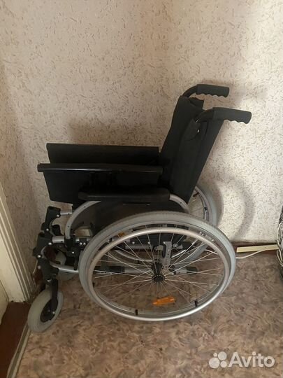 Коляска для инвалидов