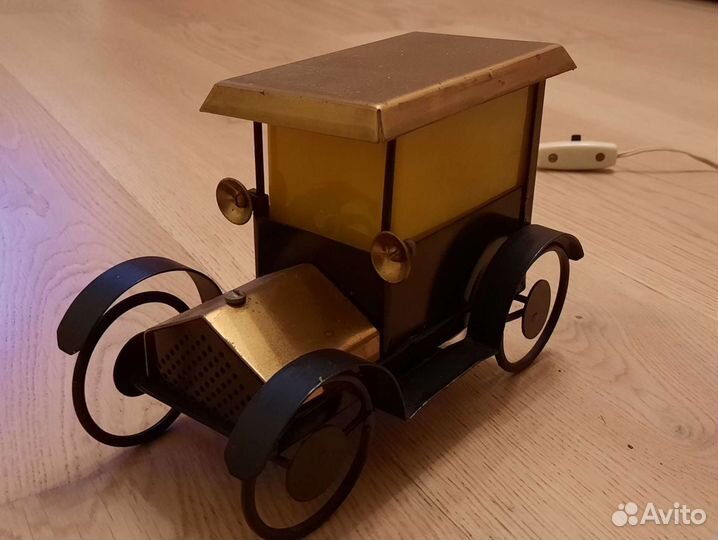 Светильник 